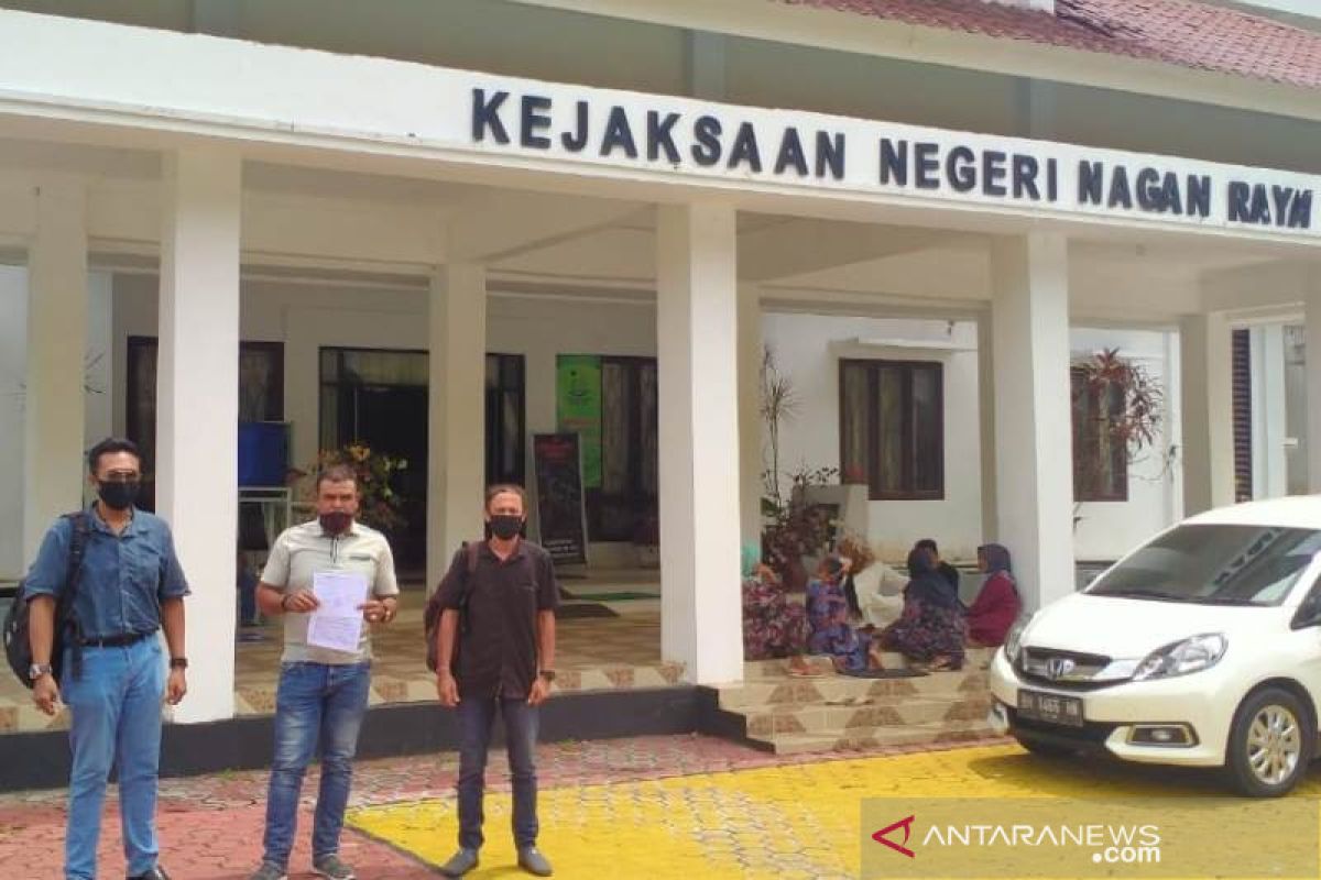 Warga laporkan dugaan kasus korupsi dana desa Pulo Kruet ke Kejari Nagan Raya