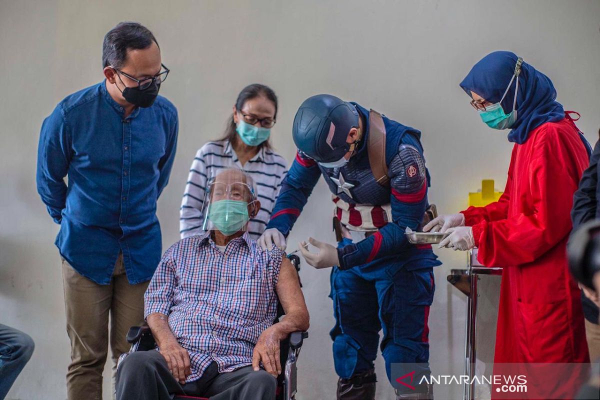 DPRD Kota Bogor dorong Dinkes tingkatkan partisipasi vaksinasi COVID-19 lansia