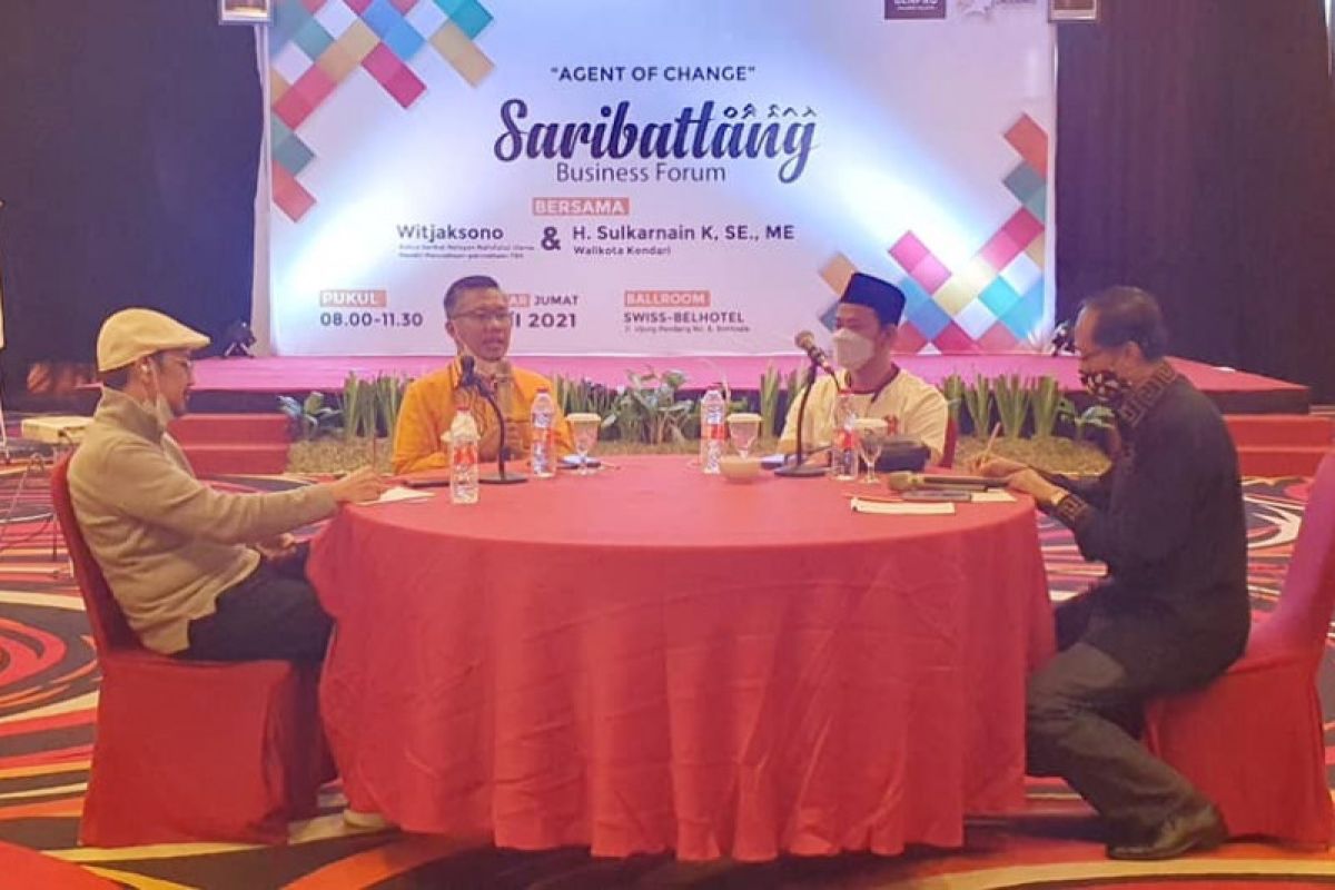 Hadiri Saribattang Business Forum, Wali Kota Kendari Paparkan Pelayanan Serba Digital