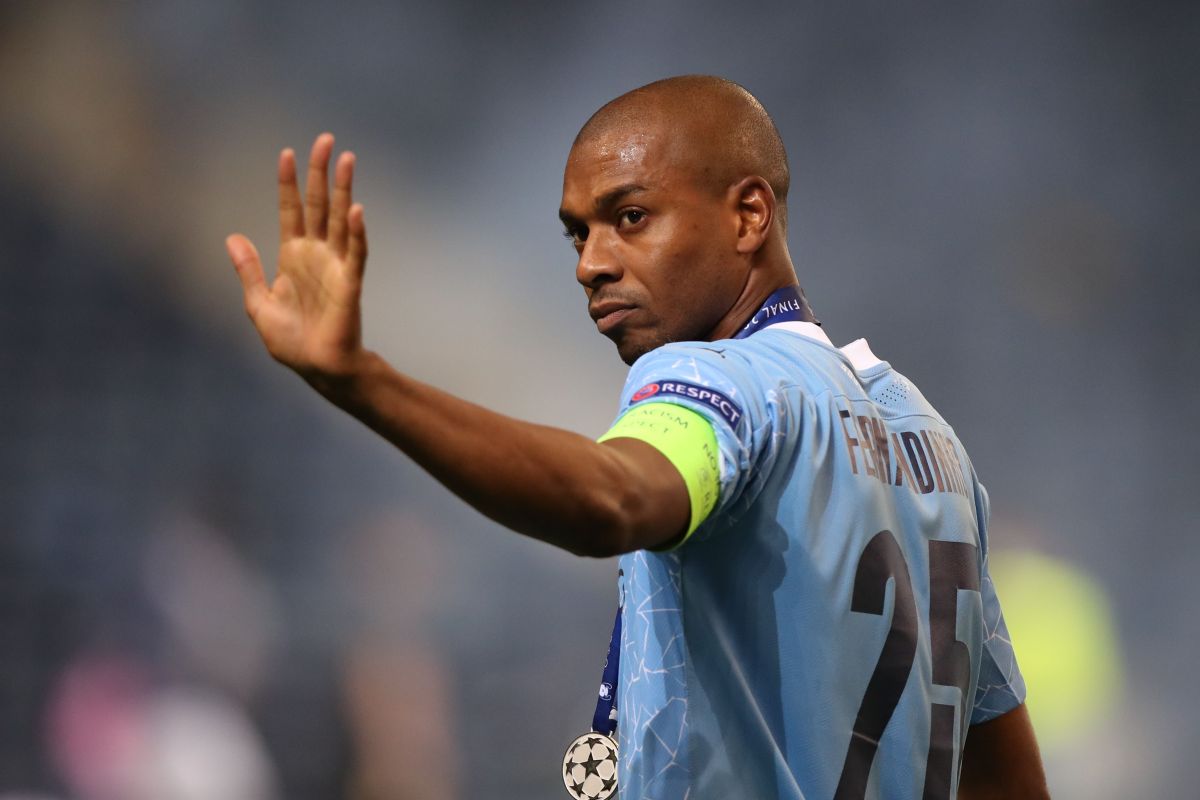 Fernandinho masuk  daftar pemain akan dilepas Manchester City