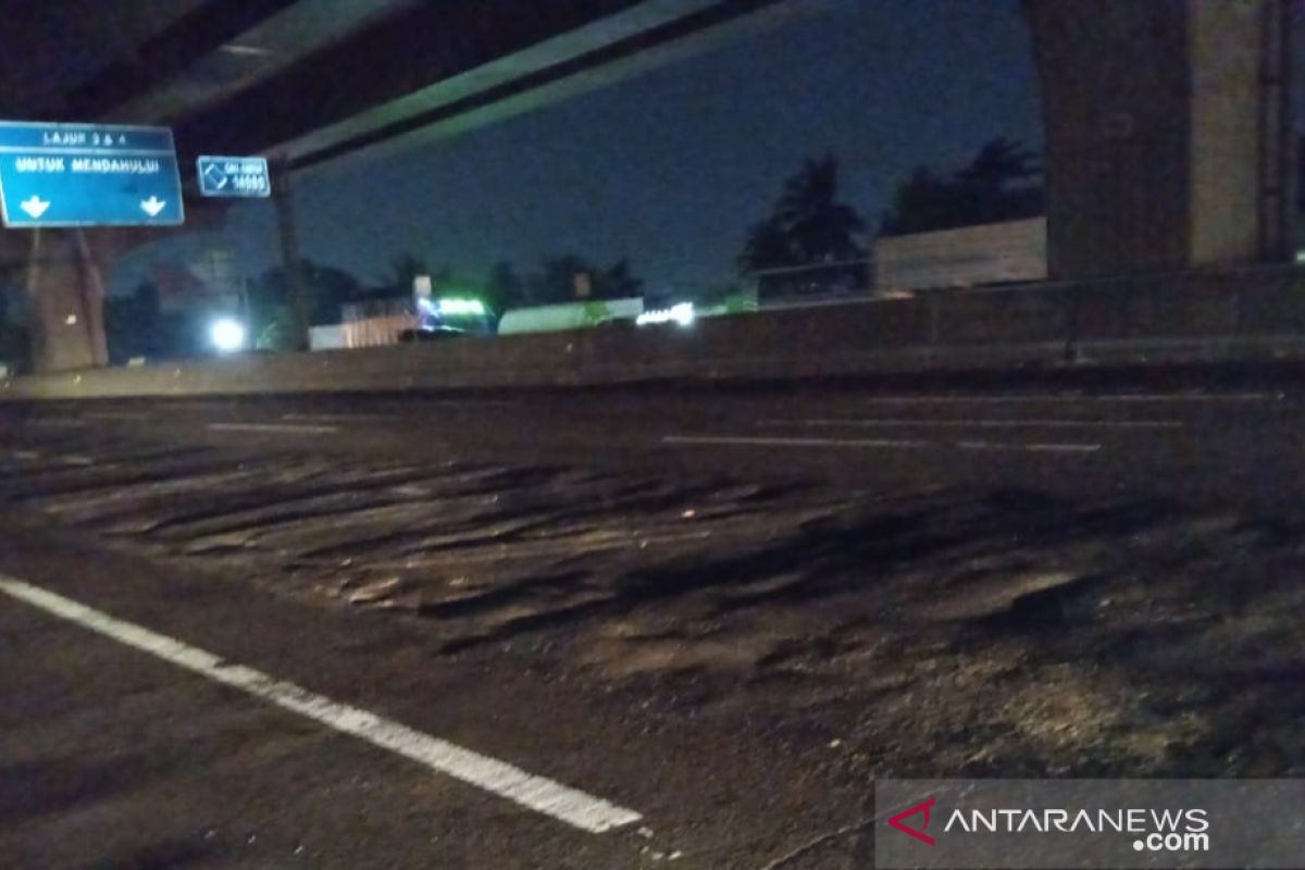 Jasa Marga kembali lanjutkan pemeliharaan jalan Tol Jakarta-Cikampek