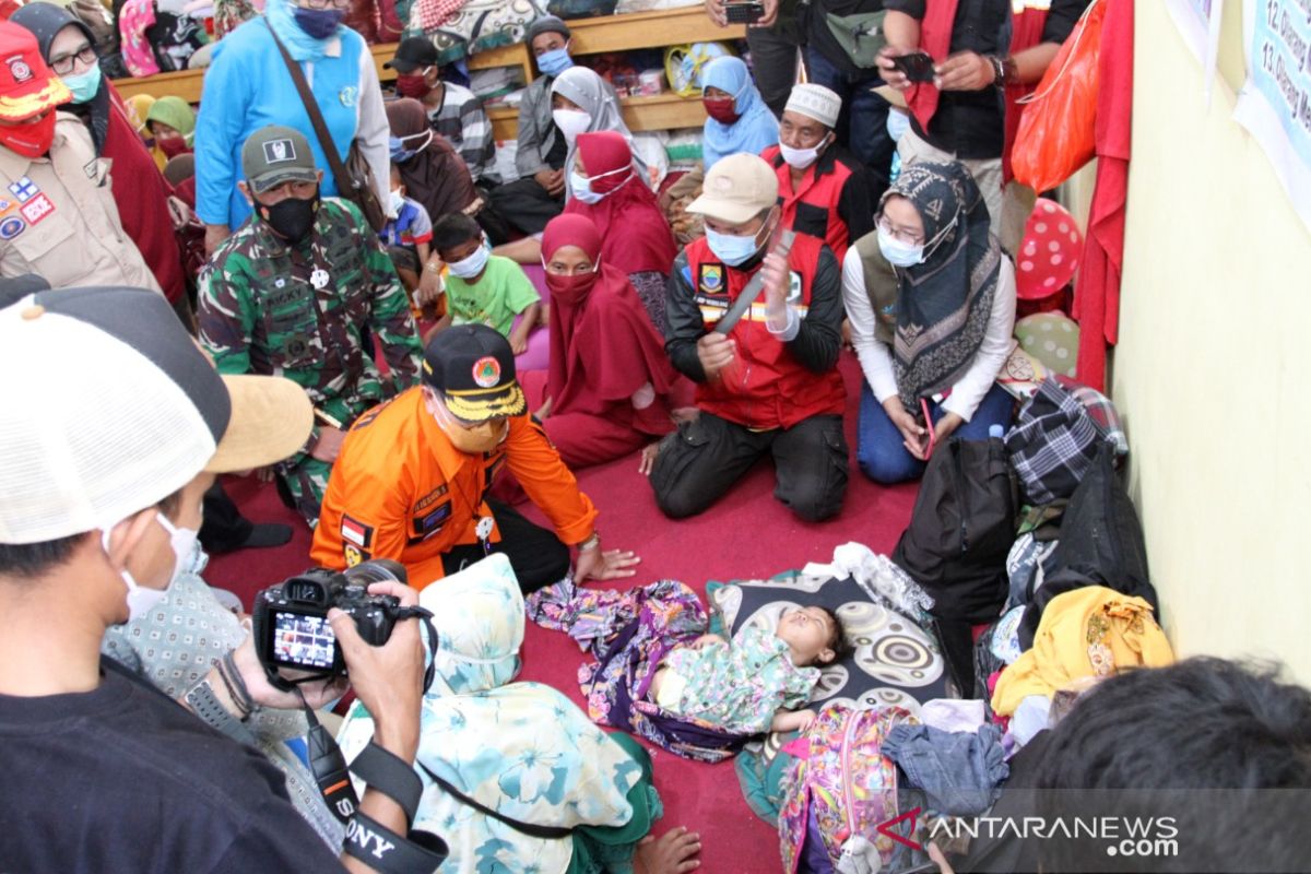 BPBD catat jumlah pengungsi longsor Cibeber-Cianjur bertambah