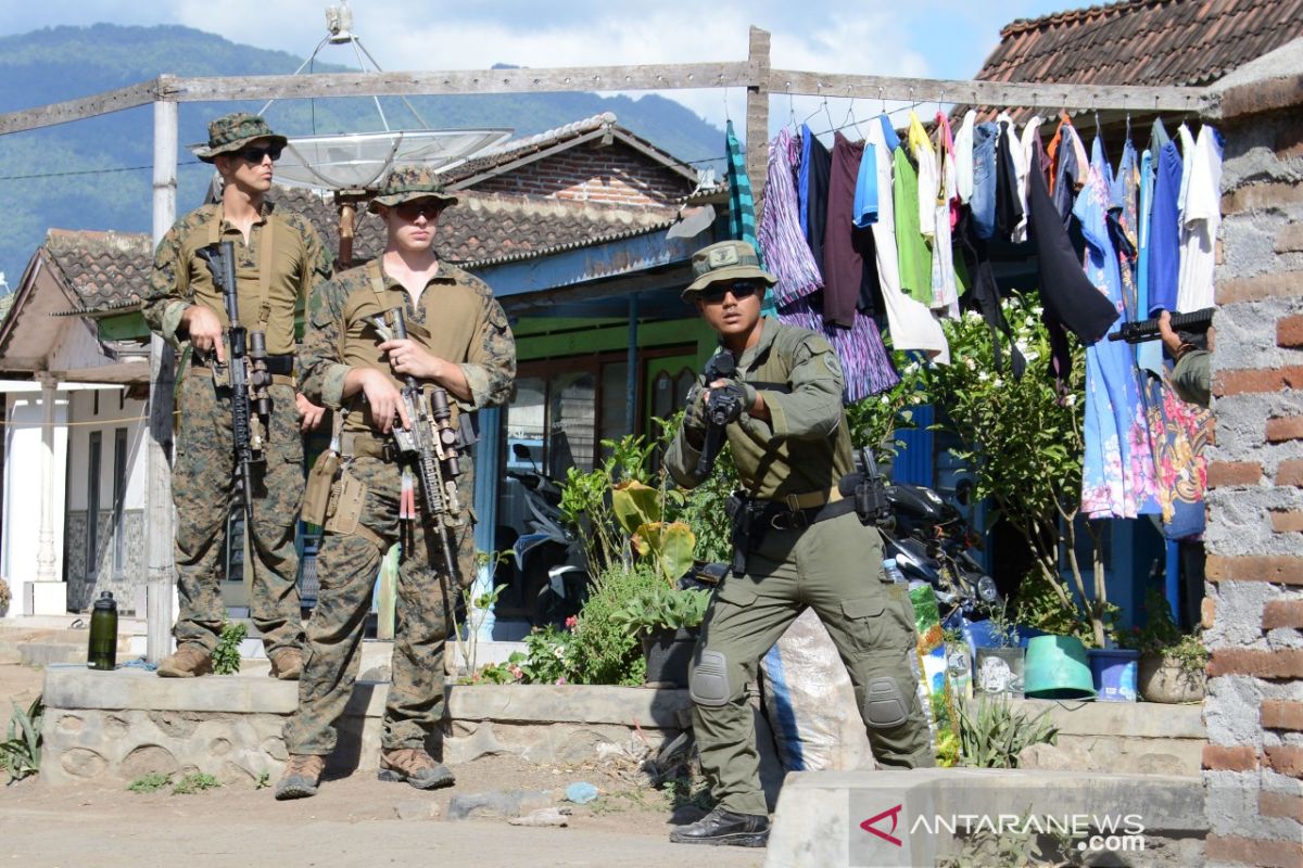 Indonesian, US marine soldiers hold drill on urban warfare