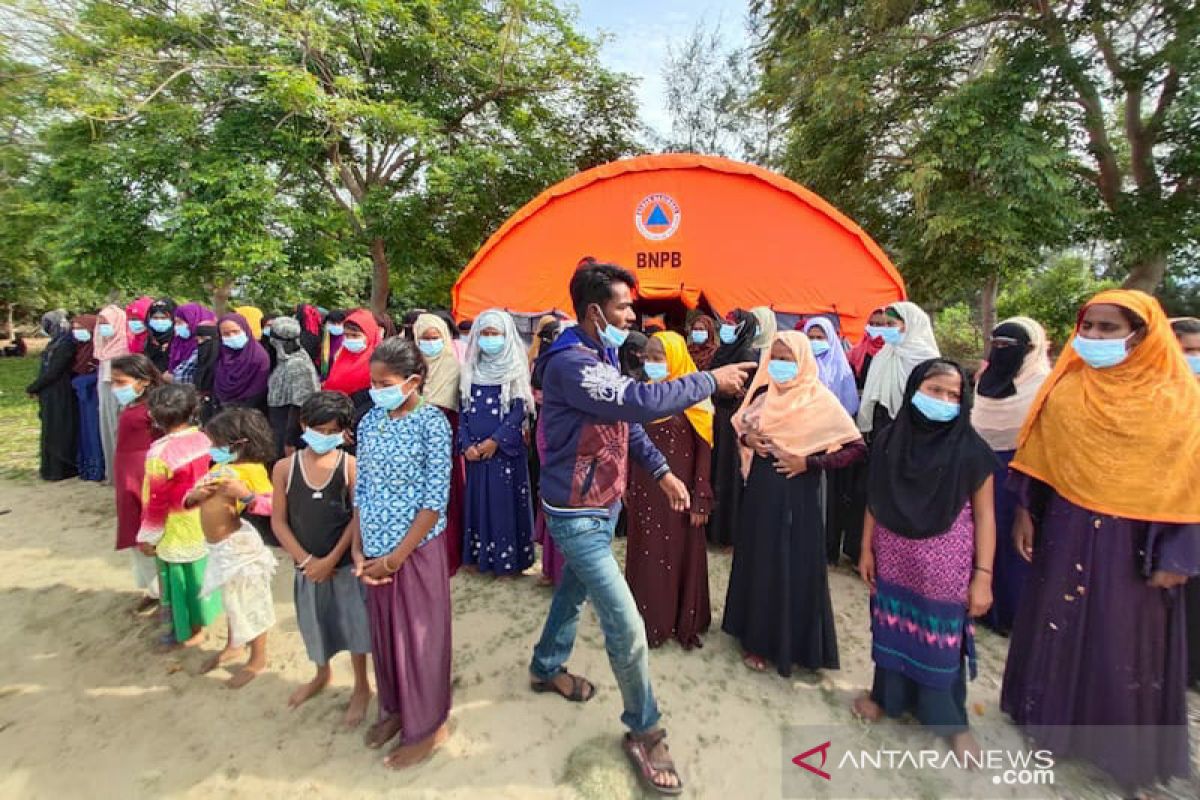 81 Rohingnya di Aceh Timur dicek COVID-19. Ini hasilnya