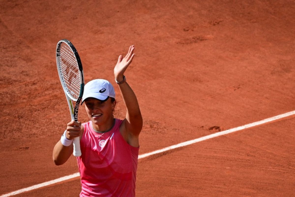 Swiatek meluncur ke 16 besar  French Open