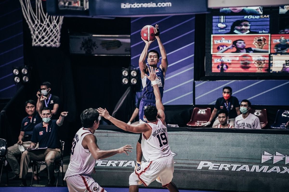 Kalahkan Pelita Jaya Bakrie, Satria Muda rengkuh gelar juara IBL 2021