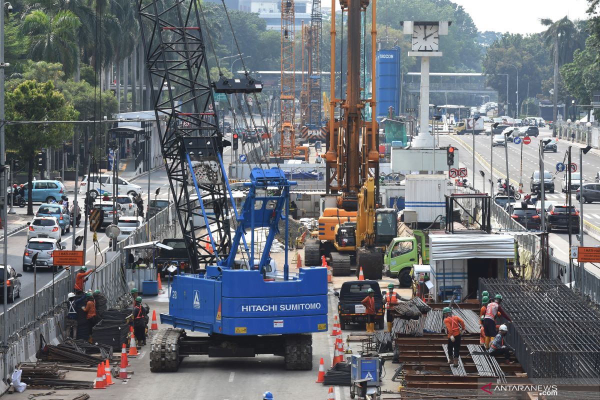 Jakarta office engineers traffic flow at Glodok-Kota MRT site