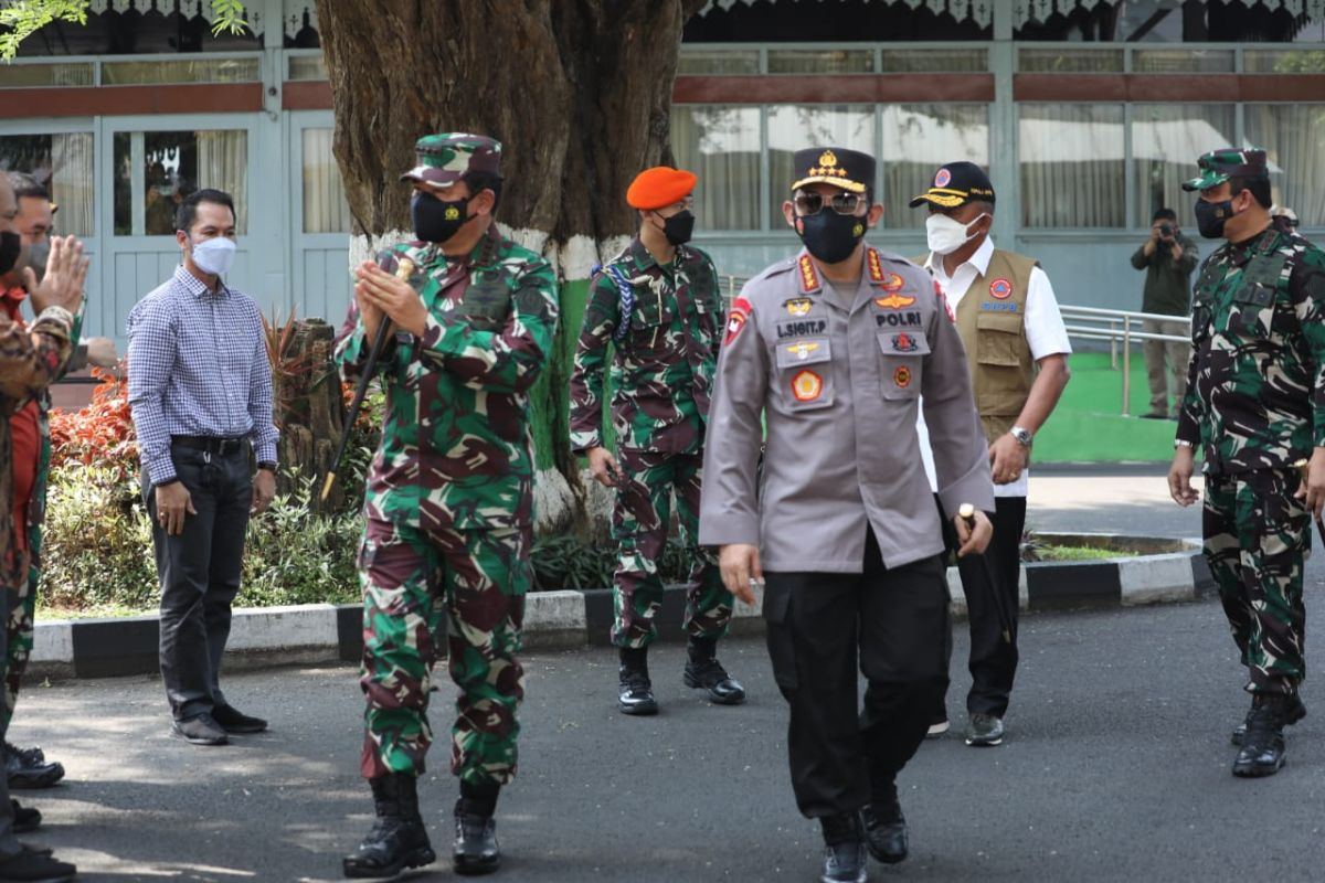 Kapolri minta penanganan COVID-19 di  Kudus lebih intensif