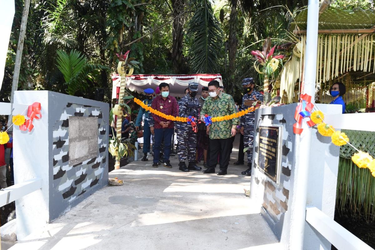 TNI AL bangun jembatan di perbatasan Buleleng-Bangli