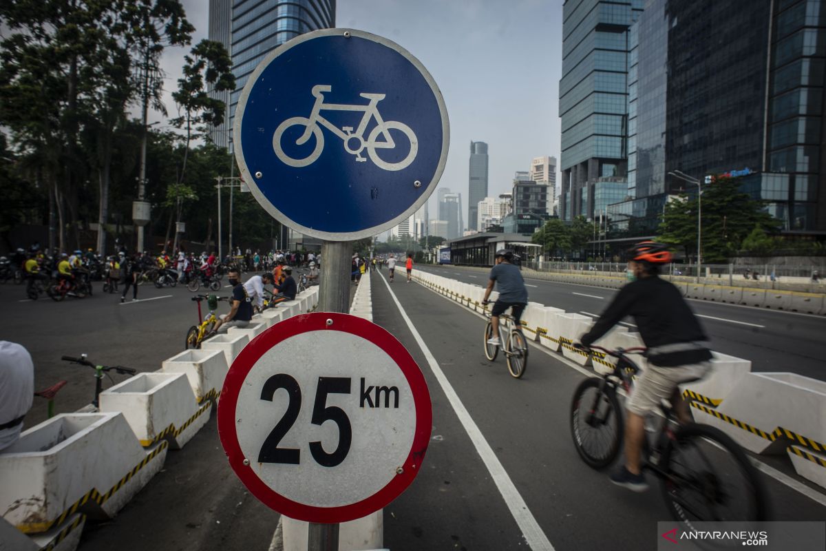 Jakarta kemarin, dari uji jalur sepeda hingga ganja hidroponik