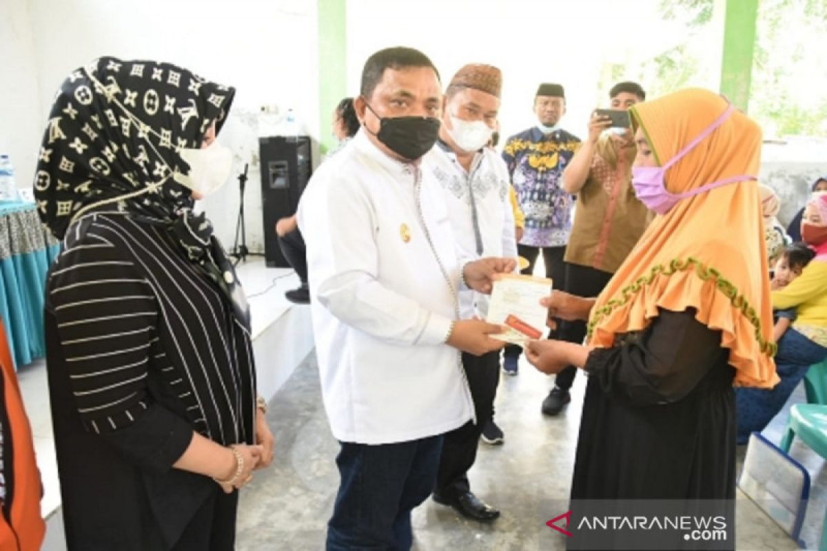 Pemkab Gorontalo salurkan bansos kepada KPM