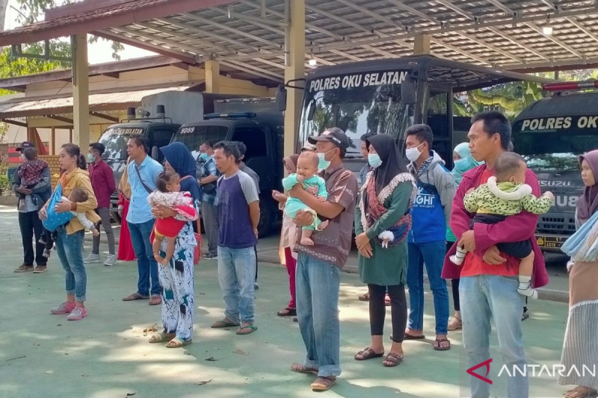 Polres OKU Selatan bantu  biaya operasi bibir sumbing 18 warga