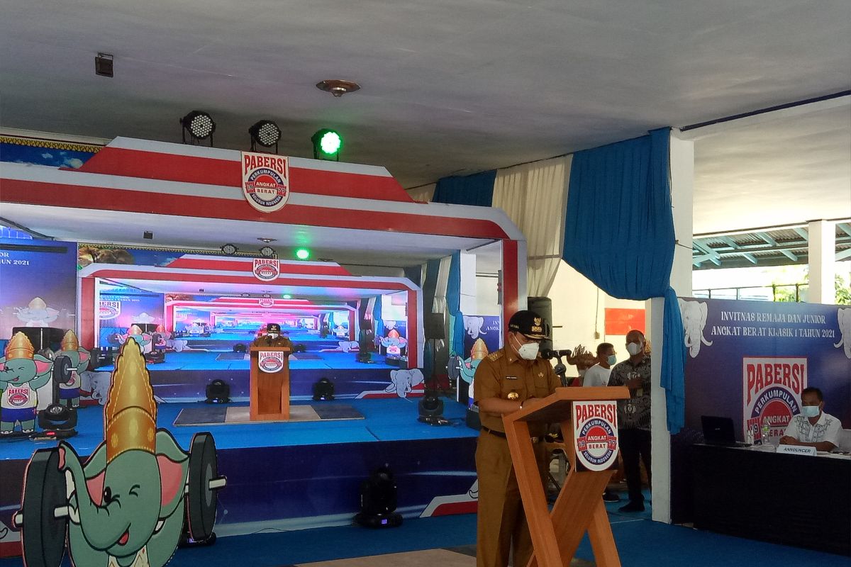 Gubernur Lampung buka Invitasi Nasional Remaja Junior Angkat Berat