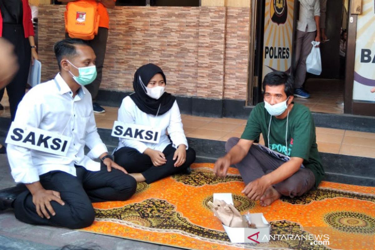 Polres Bantul menggelar rekonstruksi kasus satai beracun tewaskan bocah