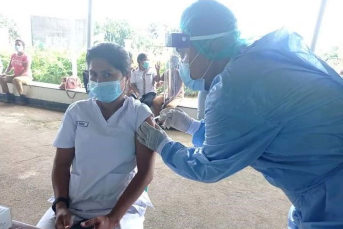 5.250 orang di Kabupaten Sabu Raijua terima vaksin COVID-19