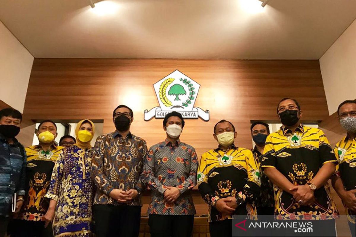 Golkar Jatim bangga jika Khofifah digandeng Airlangga pada pilpres