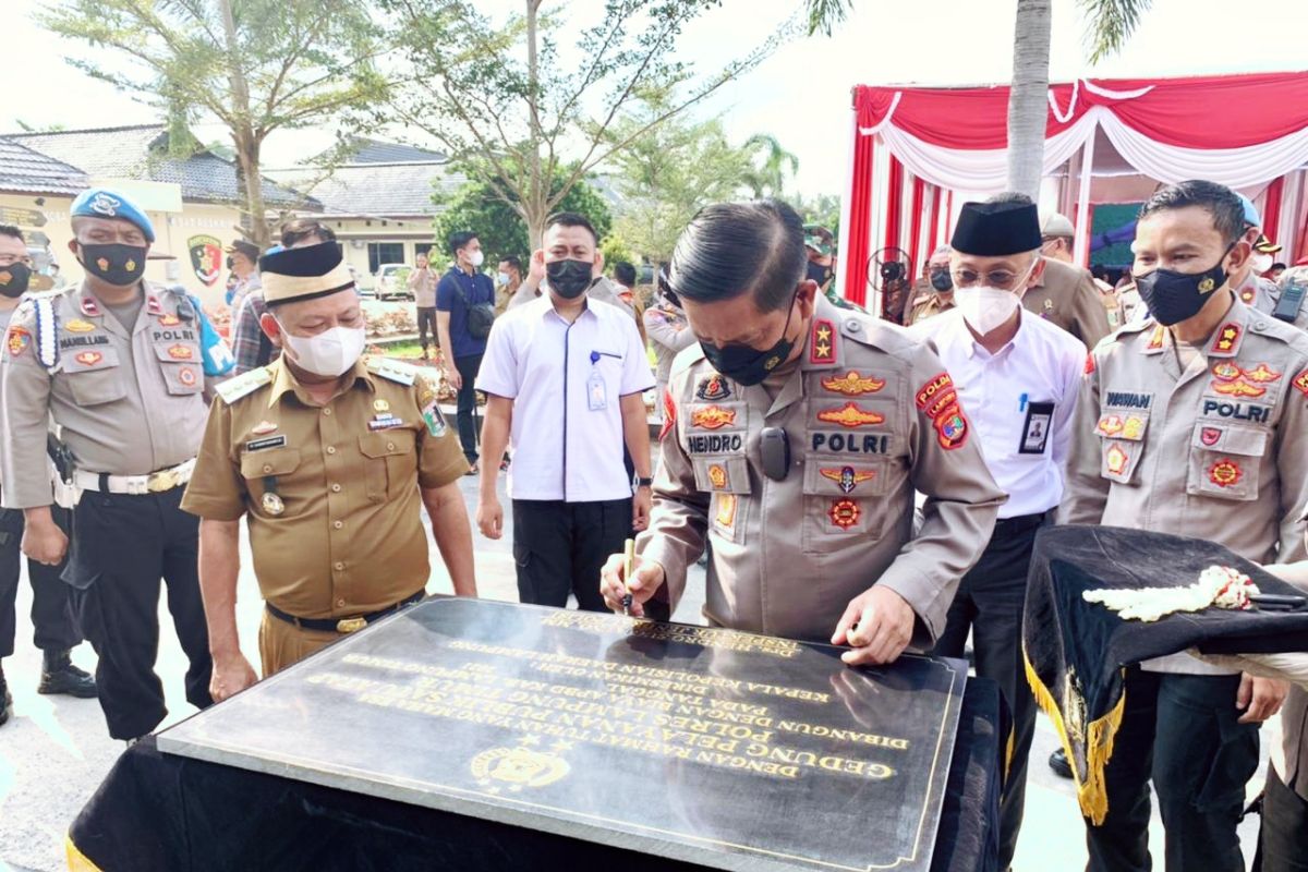 Kapolda resmikan gedung Pelayanan Satu Atap Polres Lampung Timur