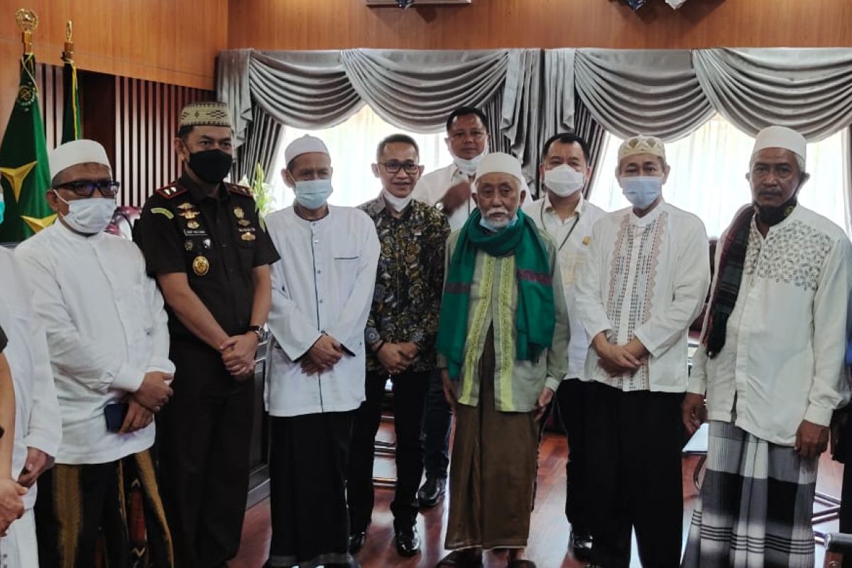Ulama Banten 'support' Kajati Banten tuntaskan kasus korupsi hibah ponpes