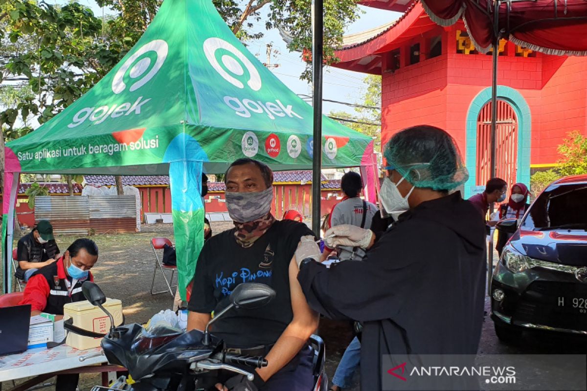 Persediaan vaksin di Semarang menipis