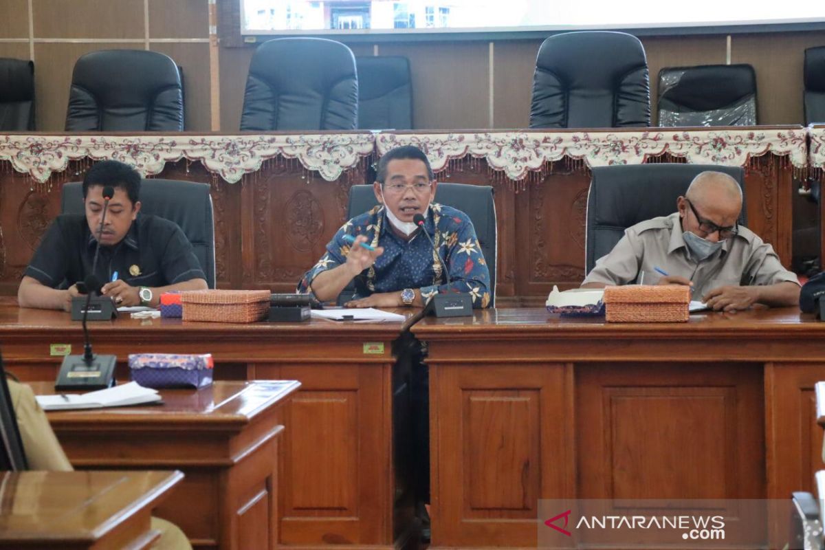 DPRD Balangan bahas pelaksanaan pelajaran tatap muka