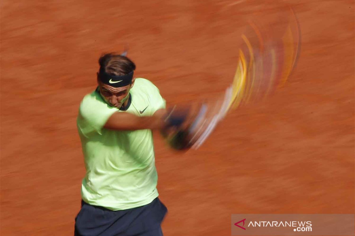 Nadal menuju semifinal ke-14 di Roland Garros