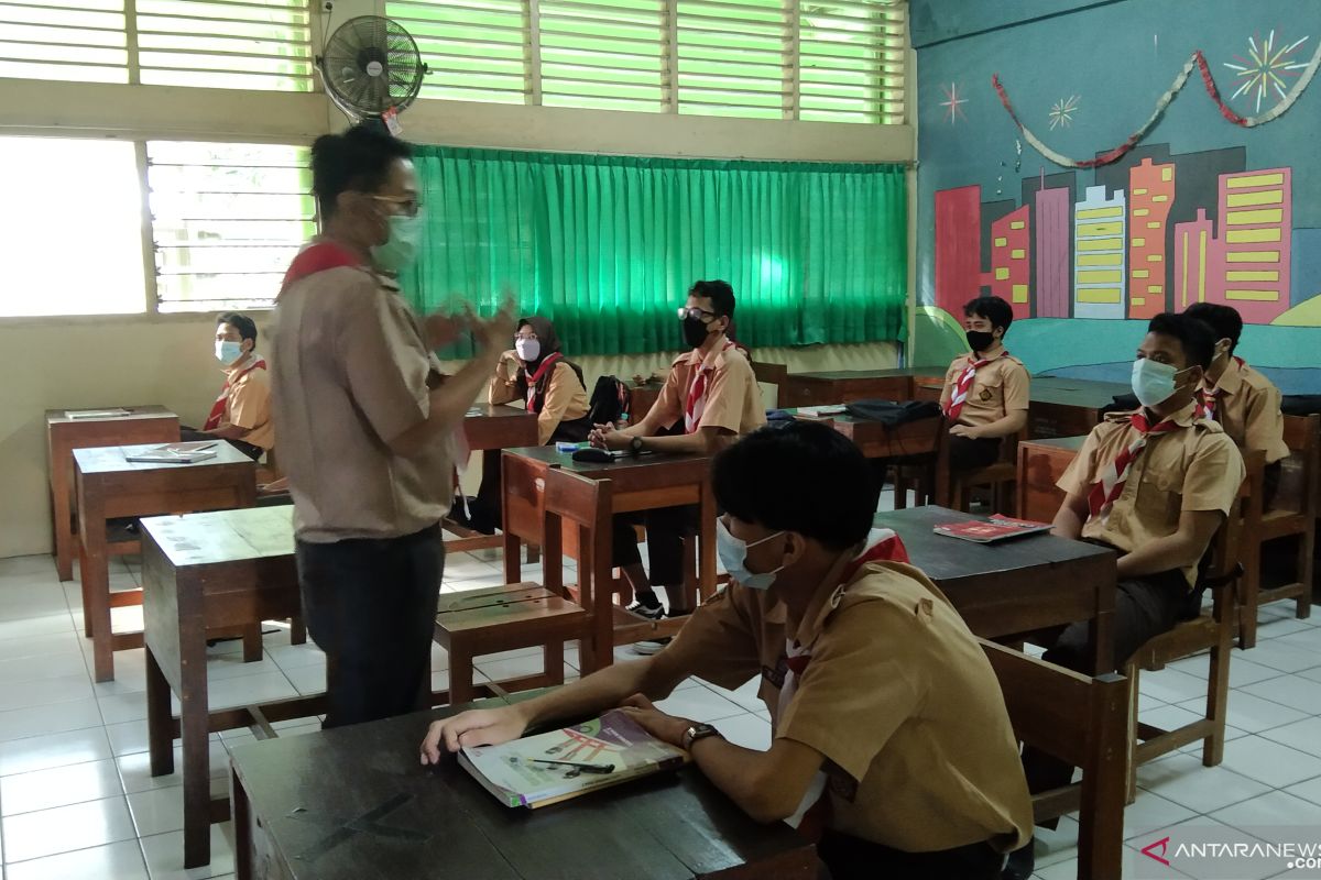 PTM kedua di Jaksel diikuti siswa sebanyak 25 persen kapasitas kelas