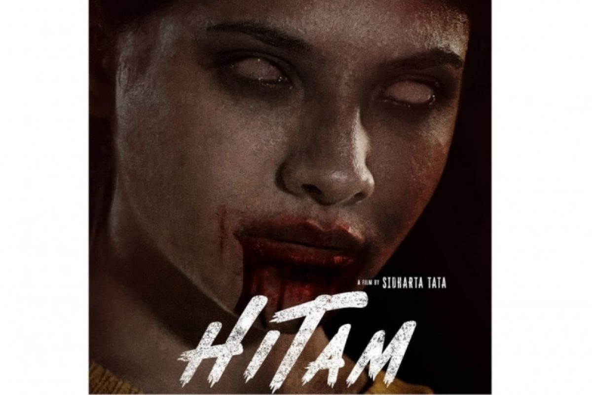 Perdana, Sara Fajira akting dan isi  soundtrack untuk film "Hitam"