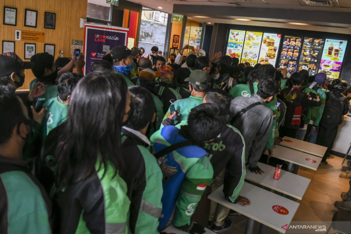 Imbas pesanan BTS Meal membludak, McD buka tutup order