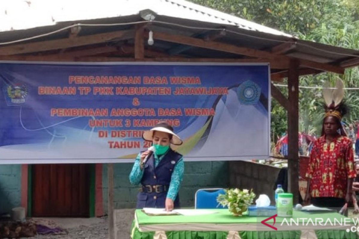 Bupati Jayawijaya minta PKK bina masyarakat distrik pinggiran