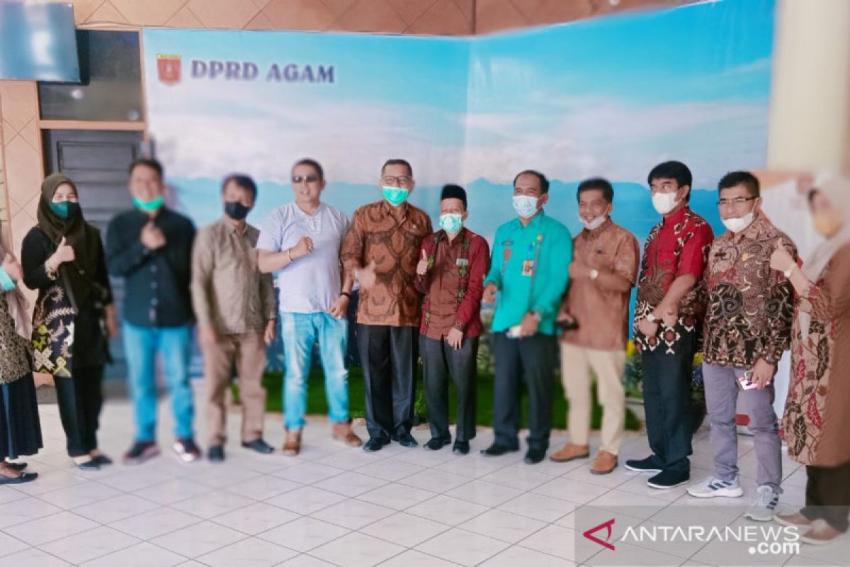 Rombongan DPRD Bukittinggi kunjungi Lubukbasung, pelajari  penyusunan Perda dengan legislator Agam