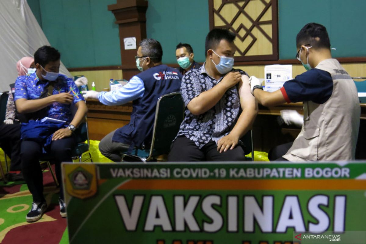 Cibinong's 16 healthcare workers contract COVID-19 infection