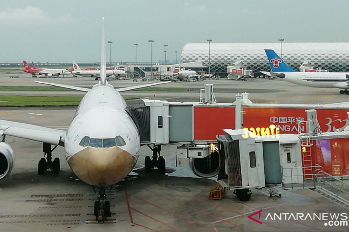 Kasus COVID meningkat, arus keluar-masuk bandara di China selatan diperketat
