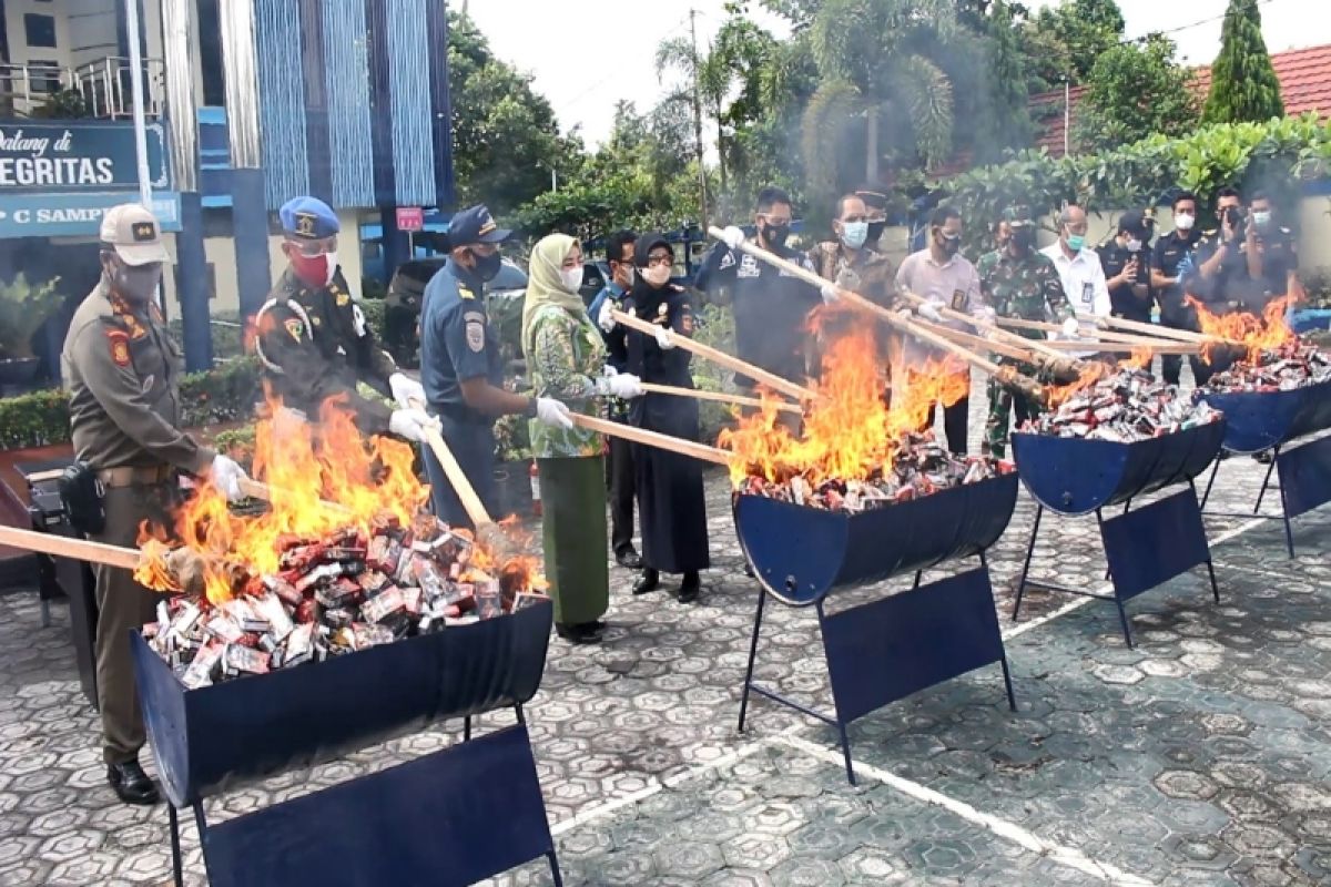 Kotim masih jadi sasaran peredaran rokok ilegal