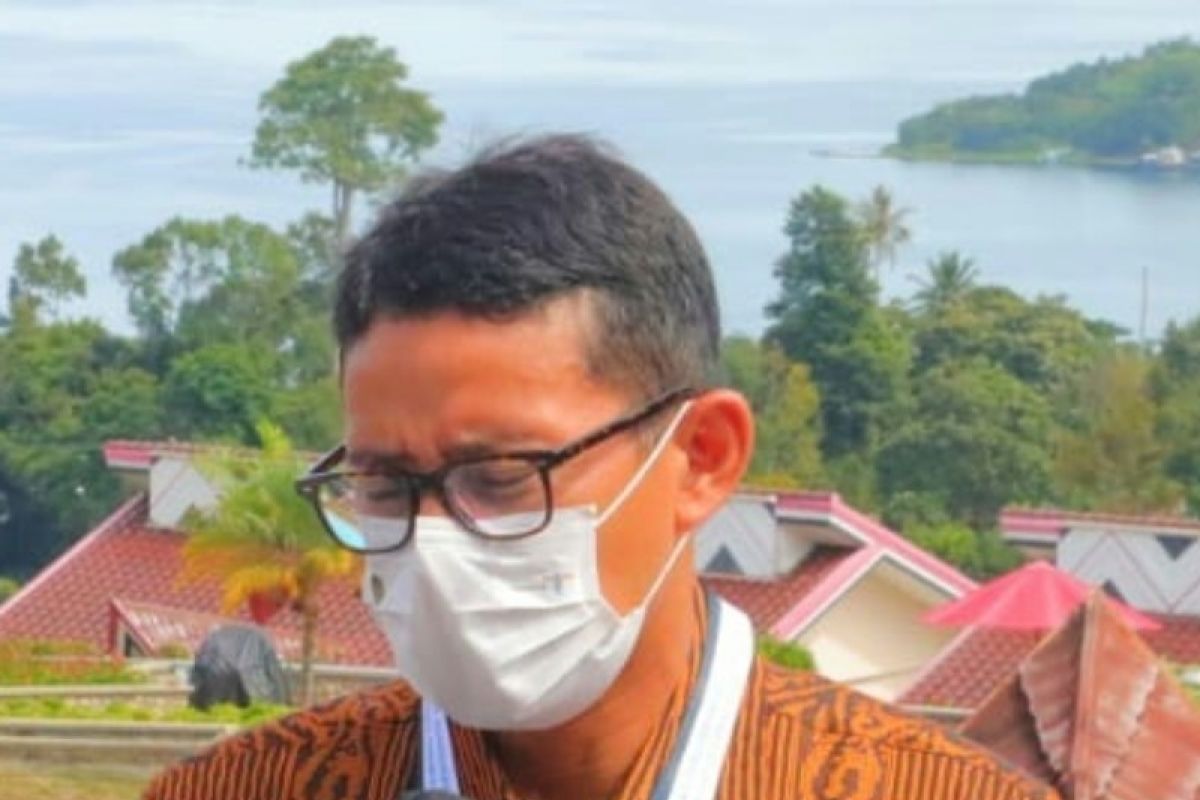 Sandiaga tekankan peningkatan  kunjungan ke Danau Toba