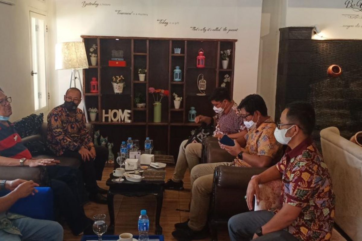 Pertamina sosialisasikan Program Langit Biru di Pesisir Barat Lampung