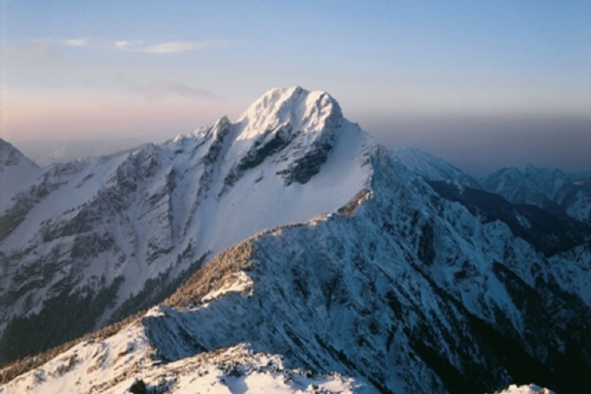 Mengenal Jade Mountain, gunung tertinggi di Taiwan