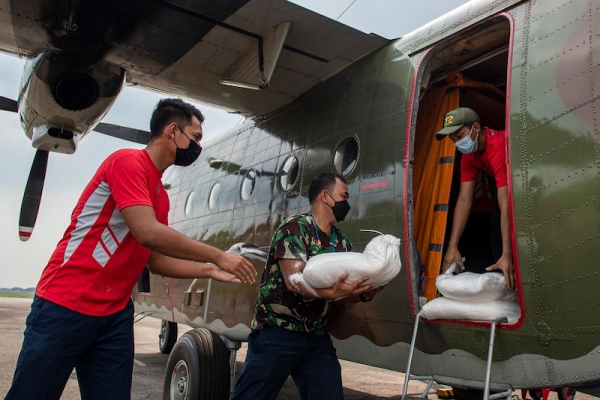 Sumsel dan Jambi lakukan TMC semai 10 ton garam di udara