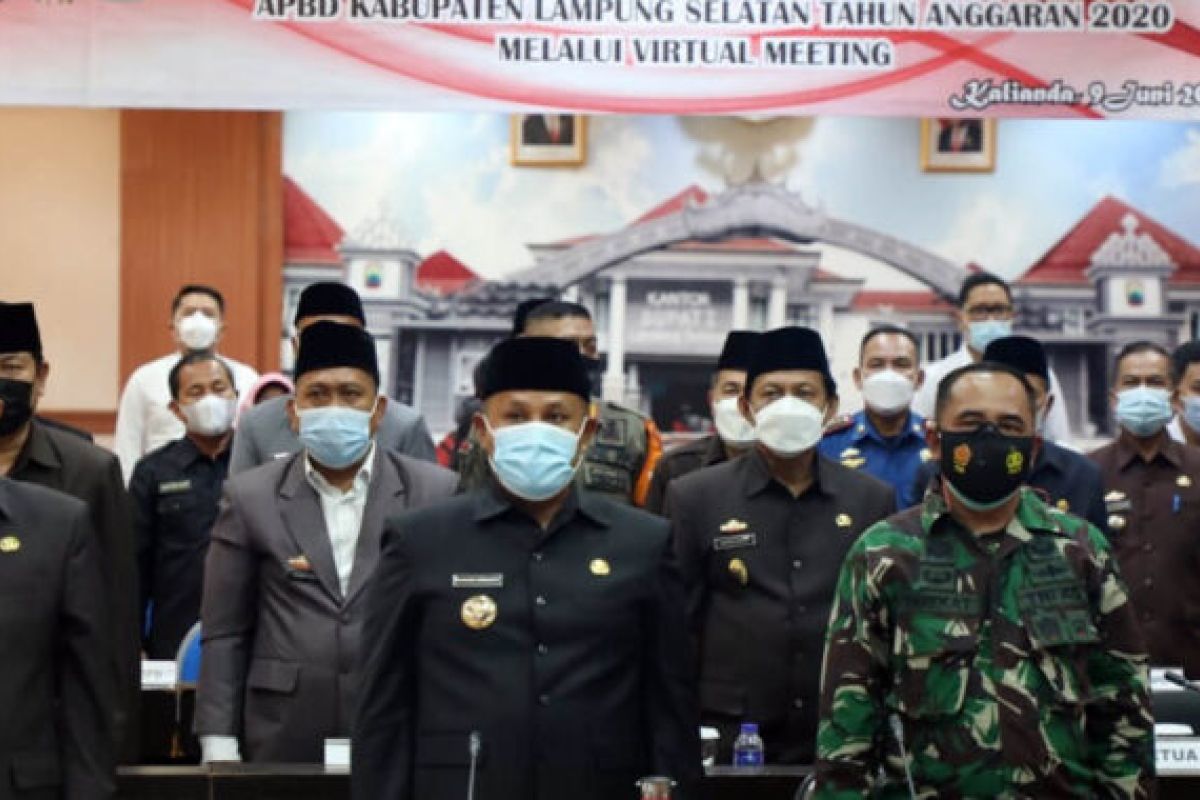 Bupati Lampung Selatan sampaikan Raperda pertanggungjawaban APBD TA 2020 secara virtual