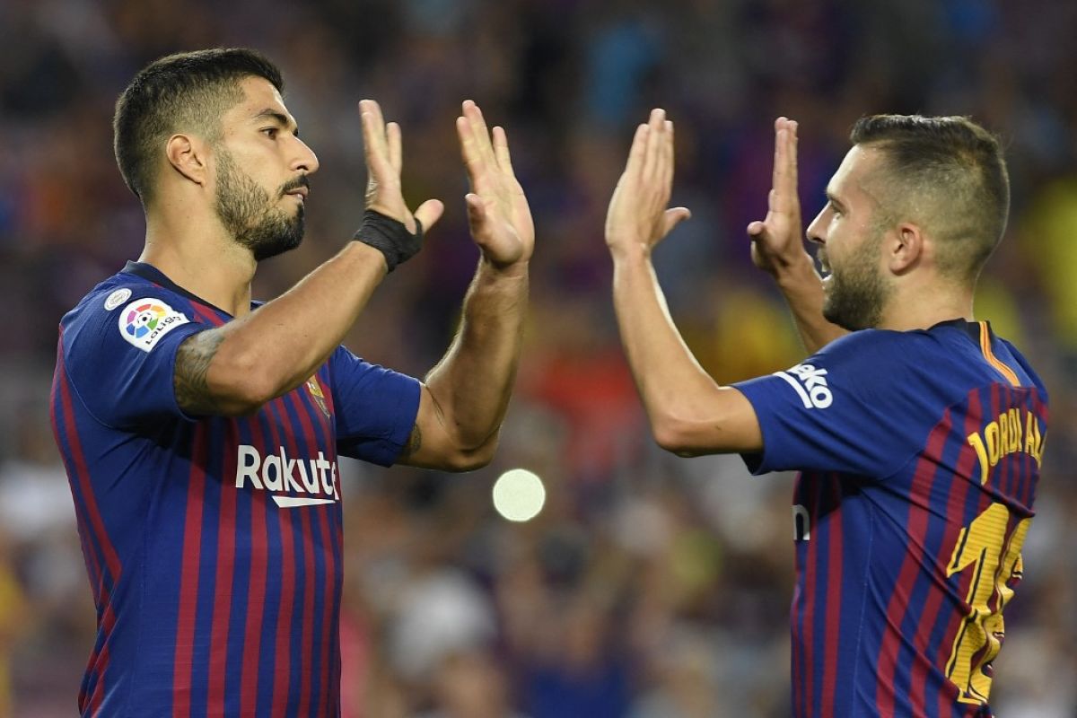 Jordi Alba mengkritik klubnya karena lepas Luis Suarez ke Atletico