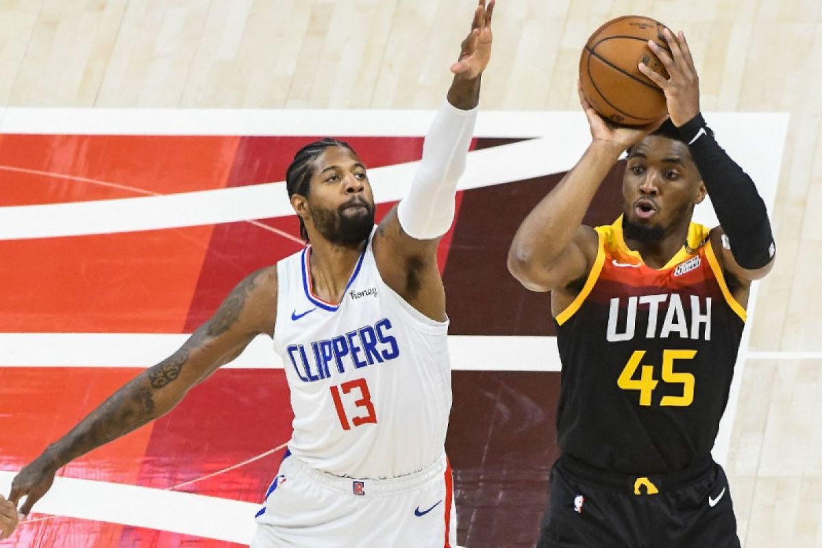 Donovan Mitchell pimpin Jazz menjauh  2-0 dari Clippers