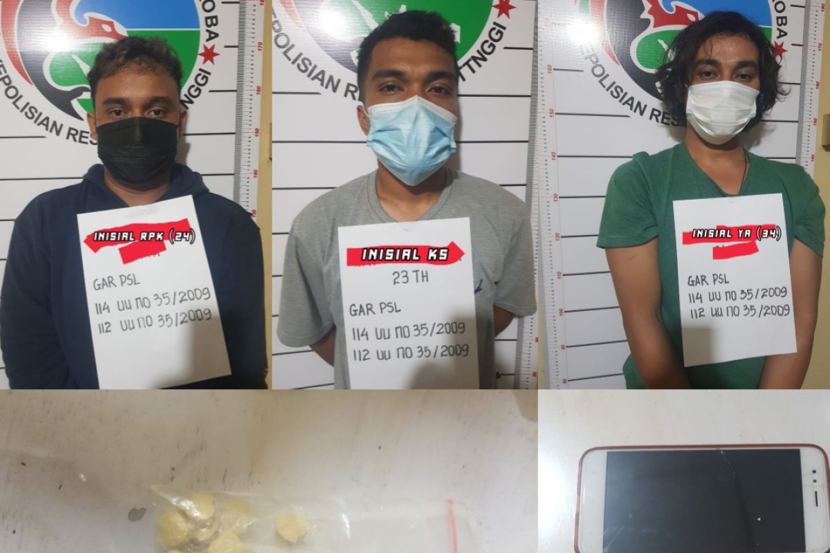 Transaksi pil ekstasi, tiga orang ditangkap polisi