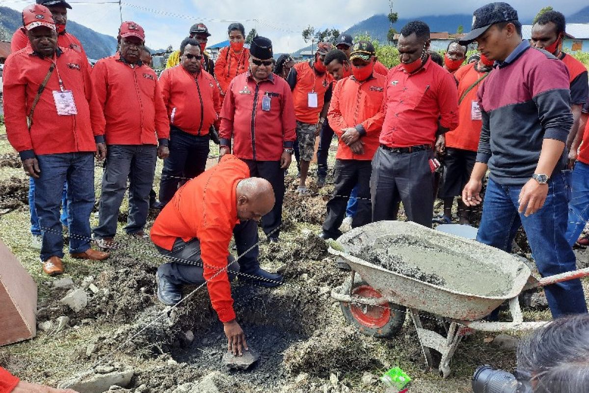 DPD PDI Perjuangan segera bangun kantor DPC Kabupaten Puncak Jaya