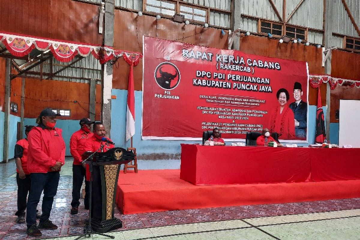 Rakercab Dpc Pdi Perjuangan Puncak Jaya Hasilkan Enam Poin Rekomendasi