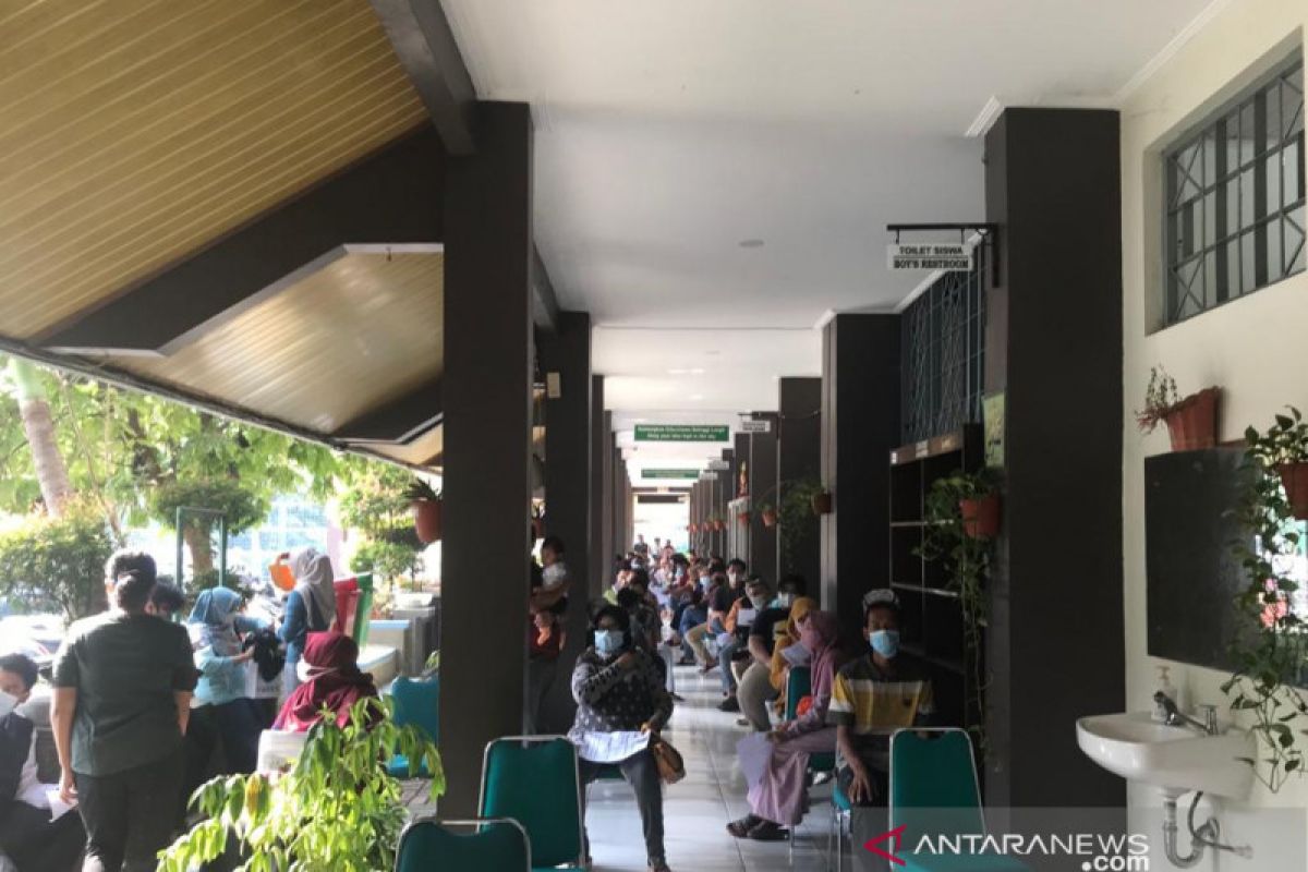 Kecamatan Makasar targetkan vaksinasi 2.300 orang per hari