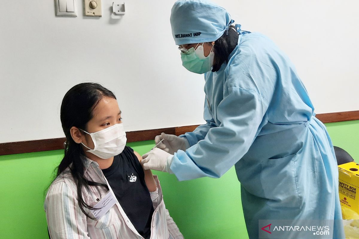 FKG ULM vaksinasi dosen dan mahasiswa siapkan perkuliahan tatap muka