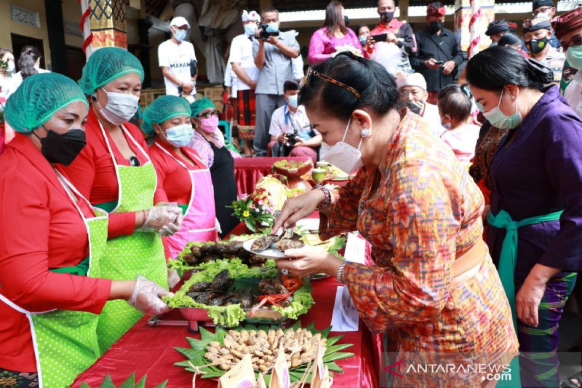 Forikan Bali minta masyarakat jadikan ikan menu makan keluarga