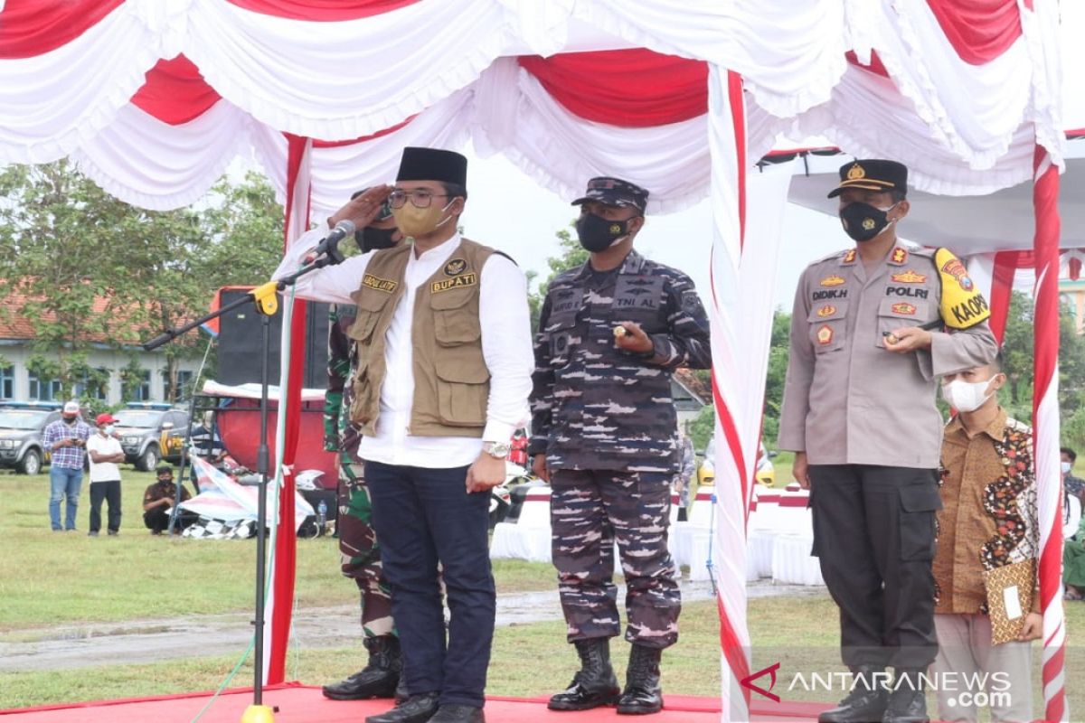 Pemkab Bangkalan berikan sembako kepada warga bersedia divaksin