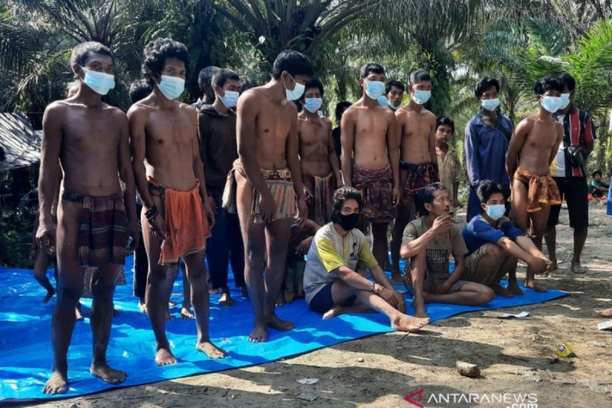 Begini cara orang rimba Jambi bertahan untuk kehidupan