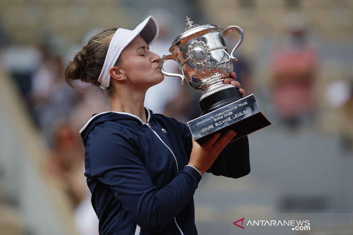 Krejcikova lengkapi gelar Roland Garros dengan menangi sektor tunggal