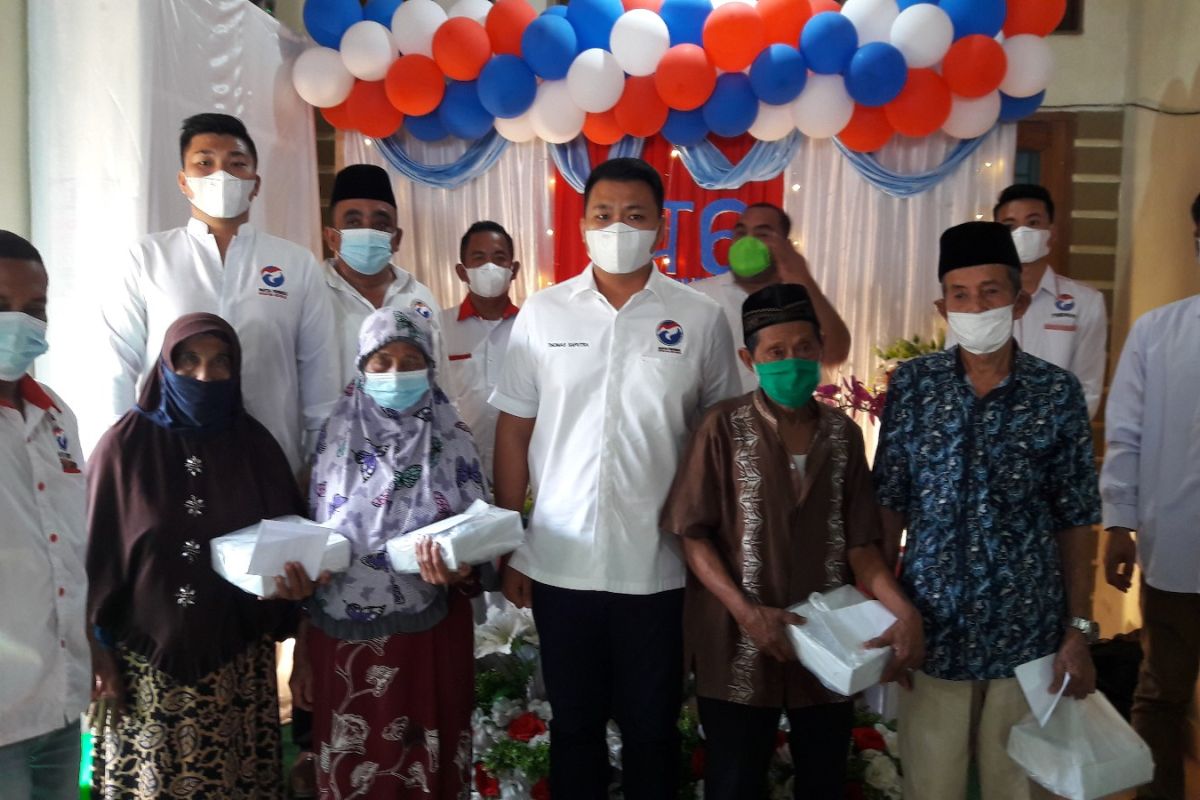 HUT keenam Partai Perindo Langkat santuni puluhan anak yatim dan lansia